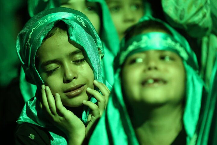 تصاویر/ بزرگترین سفره حضرت رقیه(س) در میدان امام حسین(ع)