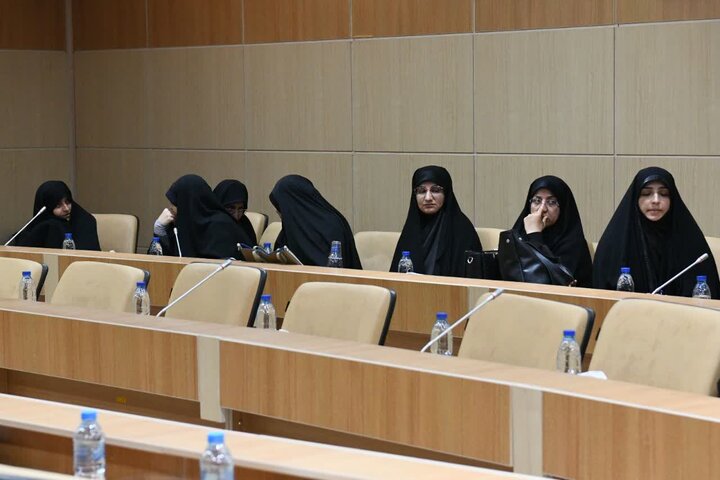 تقدیر نماینده ولی فقیه در فارس از مجاهدت روحانیون
