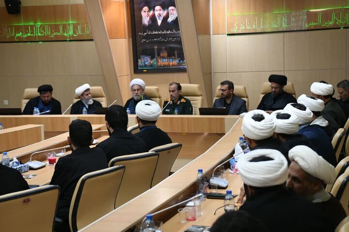 تقدیر نماینده ولی فقیه در فارس از مجاهدت روحانیون