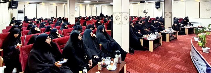 تصاویر نشست  هم اندیشی  و برنامه ریزی محتوایی اربعین