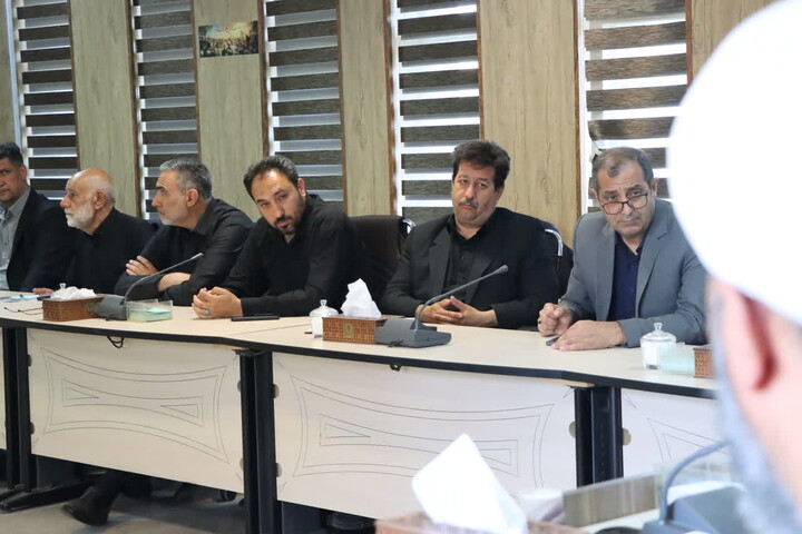 تصاویر / جلسه جاماندگان اربعین محوریت جلسه ستاد ساماندهی شئون فرهنگی آذربایجان شرقی