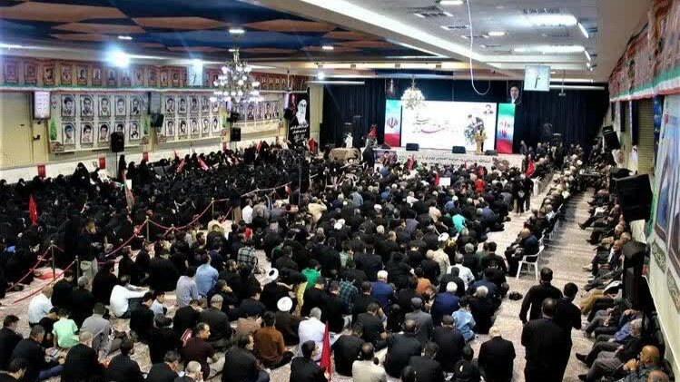 پنجمین یادواره شهدای جانباز استان قم برگزار شد پنجمین یادواره شهدای جانباز استان قم برگزار شد