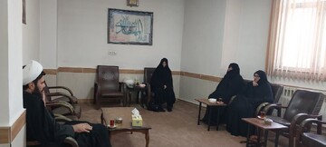 نشست هم‌اندیشی پذیرش و ثبت‌نام حوزه علمیه خواهران مرند برگزار شد
