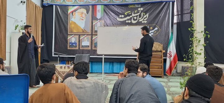 تصاویر/ دوره تربیت مربی برای ارتباط با جوانان، در مدرسه علمیه خاتم الانبیاء (ص) بابل