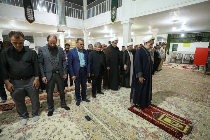 تصاویر / مراسم شهادت خانم حضرت رقیه (س) وگرامیداشت رهبر شهید با حضور امام جمعه قزوین