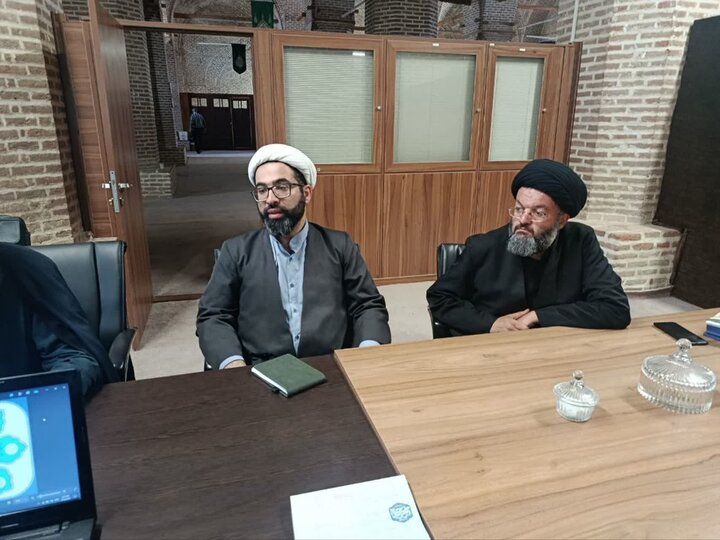 تصاویر / نشست مدیر مرکز رسیدگی به امور مساجد استان قزوین با دبیران امور مساجد شهرستان های استان