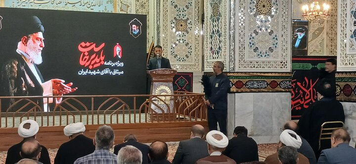 تصاویر /تجدید میثاق دانشگاهیان مشهد با قائد امت و رهبرشهید در حرم مطهر رضوی