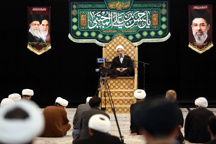 مراسم اقامه عزا در شب شهادت امام حسن مجتبی (ع) و مراسم بزرگداشت رهبر شهید