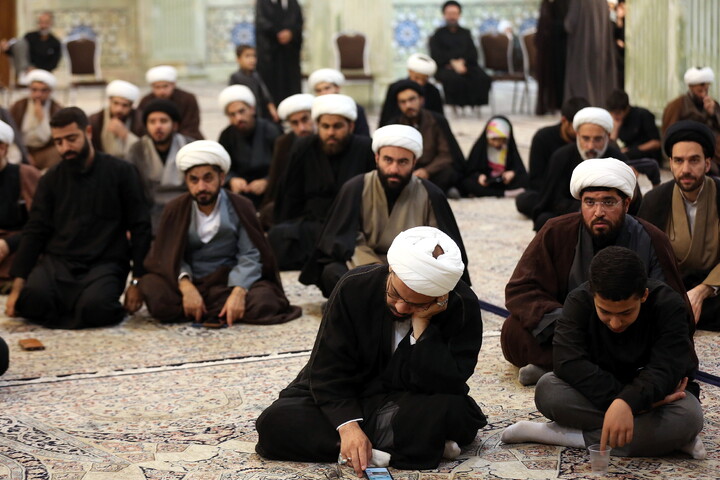 مراسم اقامه عزا در شب شهادت امام حسن مجتبی (ع) و مراسم بزرگداشت رهبر شهید