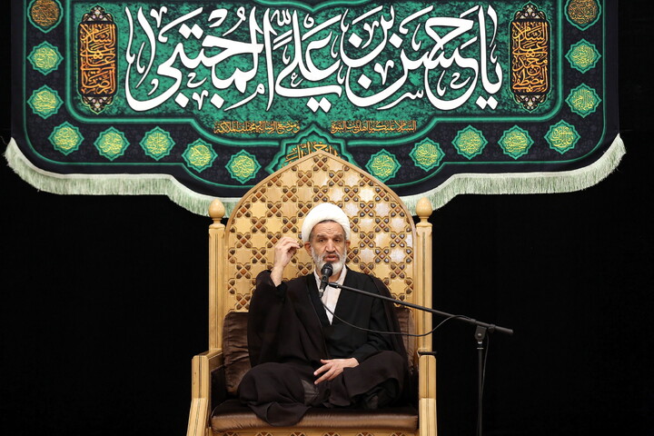 مراسم اقامه عزا در شب شهادت امام حسن مجتبی (ع) و مراسم بزرگداشت رهبر شهید