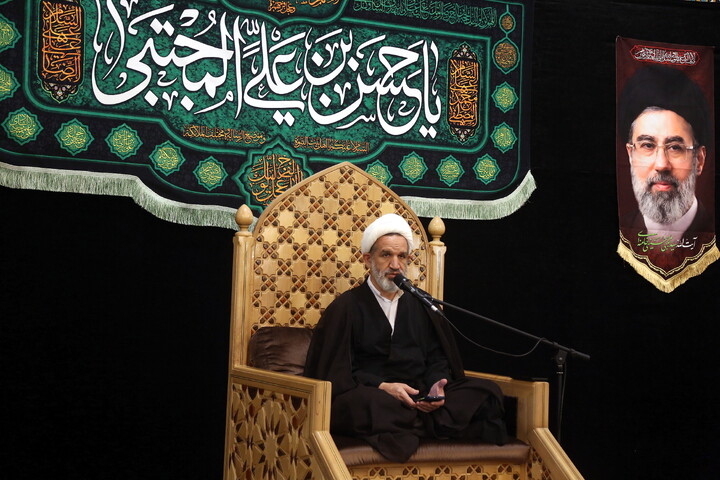 مراسم اقامه عزا در شب شهادت امام حسن مجتبی (ع) و مراسم بزرگداشت رهبر شهید