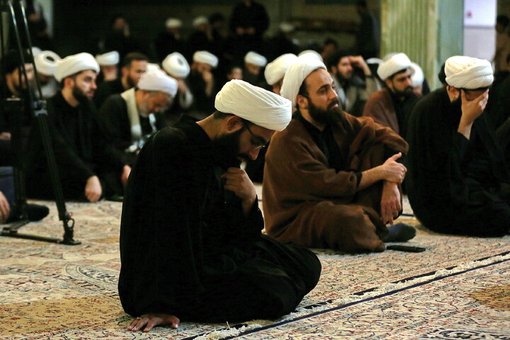 مراسم اقامه عزا در شب شهادت امام حسن مجتبی (ع) و مراسم بزرگداشت رهبر شهید