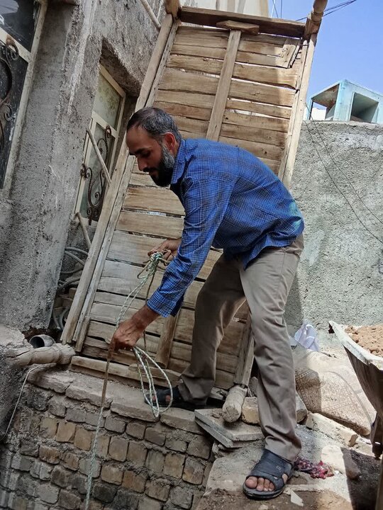 تصاویر/ مرمت خانه مددجوی کاشانی توسط گروه جهادی حجت‌الاسلام کافی