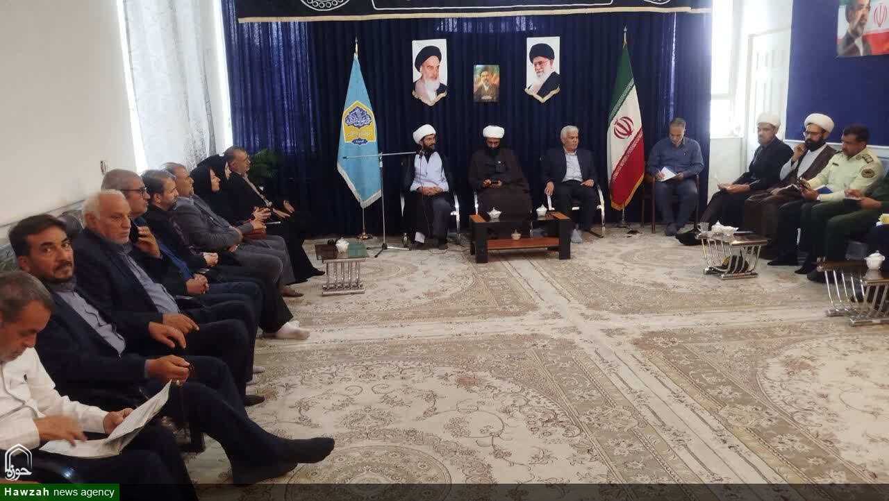 قرآن باید در متن زندگی مردم جاری شود قرآن باید در متن زندگی مردم جاری شود