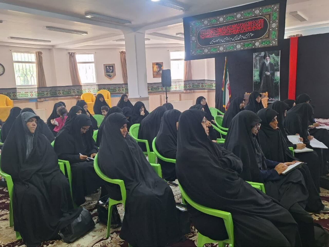 تحلیل و تبیین دو وظیفه بانوان مبلغ در شرایط جنگی
