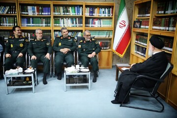 مسیر خدمت و تعالی فراجا با قوت و نصرت الهی ادامه یابد