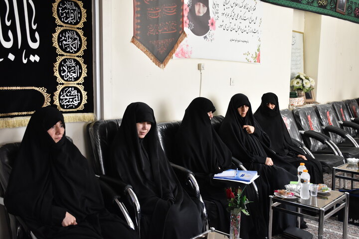برگزاری نشست کارشناسان علمی مدارس علمیه خواهران استان خراسان رضوی