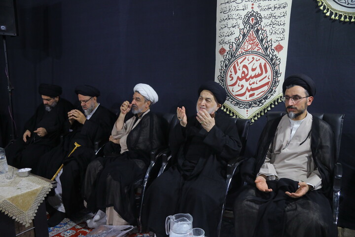 تصاویر/ مراسم عزاداری دهه اول ماه صفر در بیت مرحوم آیت الله حاج نصرالله شاه آبادی
