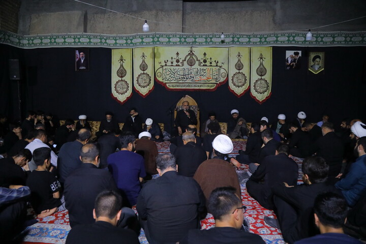 تصاویر/ مراسم عزاداری دهه اول ماه صفر در بیت مرحوم آیت الله حاج نصرالله شاه آبادی