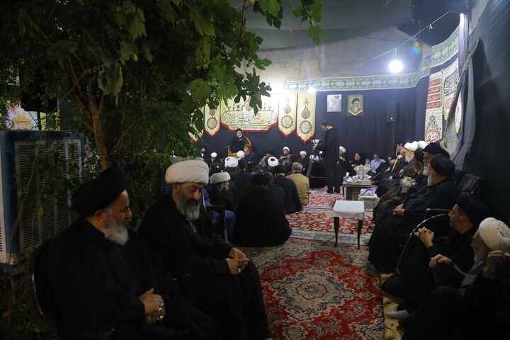 تصاویر/ مراسم عزاداری دهه اول ماه صفر در بیت مرحوم آیت الله حاج نصرالله شاه آبادی