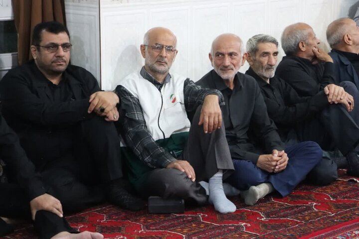 تصاویر/ حضور نماینده ولی فقیه در مازندران در مراسم بزرگداشت رهبر شهید (ره) در روستای جامخانه میاندورود