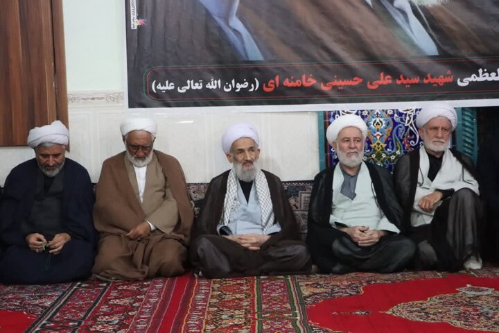 تصاویر/ حضور نماینده ولی فقیه در مازندران در مراسم بزرگداشت رهبر شهید (ره) در روستای جامخانه میاندورود