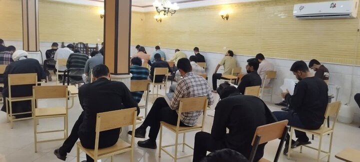 تصاویر/ آزمون طلاب موسسه آموزش عالی حوزوی ائمه اهل‌البیت(ع) کاشان