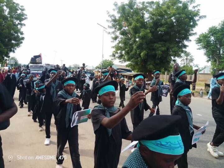Matembezi ya Waombolezaji wa Imam Hussein (as) ya Kuikaribisha Arubaini nchini Nigeria