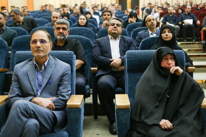 تصاویر/ آیین بزرگداشت امام شهید ایران در دانشگاه علوم پزشکی شهید بهشتی