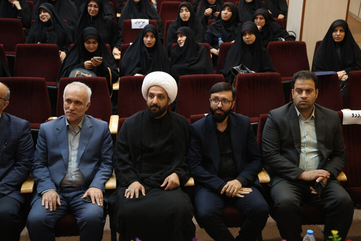 تجلیل از فعالان مدنی عرصه جنگ