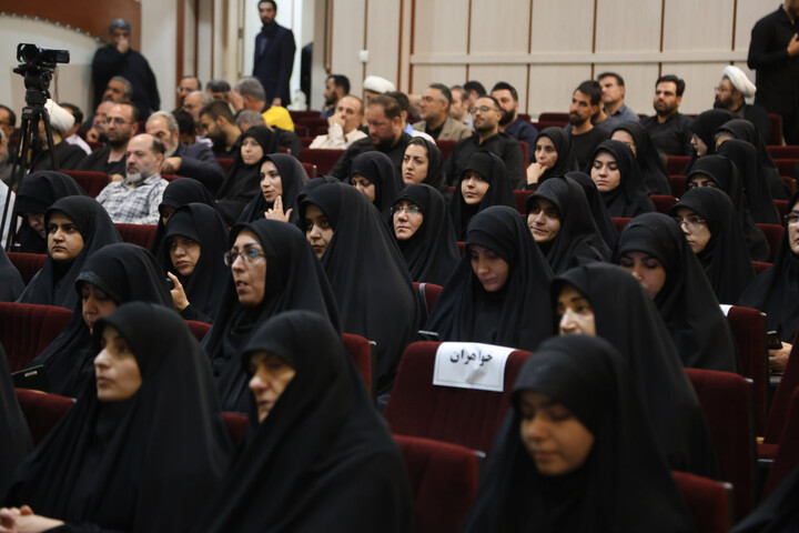 تجلیل از فعالان مدنی عرصه جنگ
