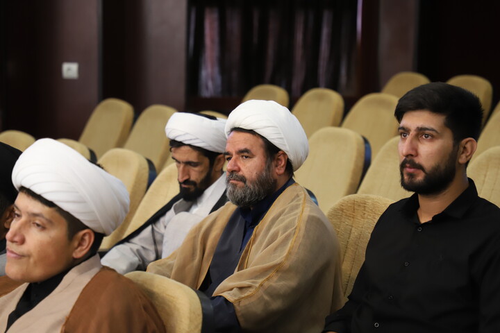 تصاویر/ آیین اختتامیه هفدهمین دوره جشنواره علامه حلی در سنندج