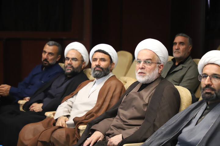 تصاویر/ آیین اختتامیه هفدهمین دوره جشنواره علامه حلی در سنندج