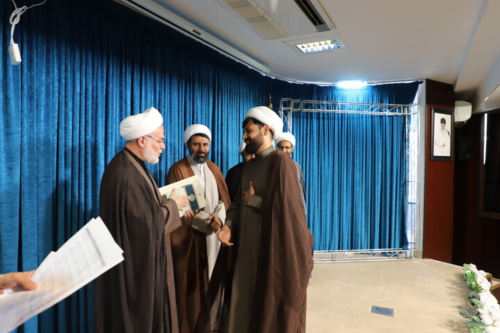 تصاویر/ آیین اختتامیه هفدهمین دوره جشنواره علامه حلی در سنندج