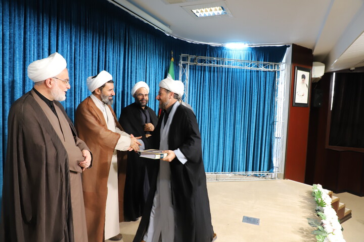 تصاویر/ آیین اختتامیه هفدهمین دوره جشنواره علامه حلی در سنندج