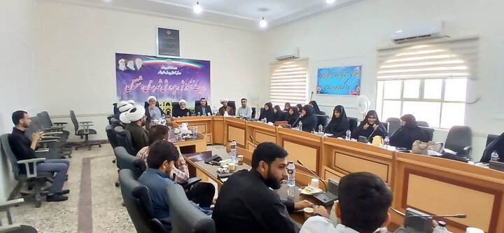 تصاویر/ نشست مبلغات شاغل در آموزش و پرورش دشتستان