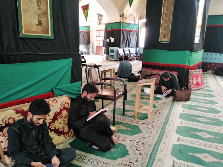 تصاویر/ آزمون شفاهی طلاب مدارس علمیه منطقه کاشان
