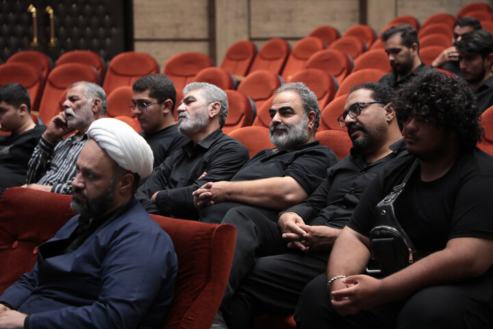 تصاویر/ جلسه توجیهی خادمین موکب امامزادگان قم مستقر در شهر مقدس سامرا