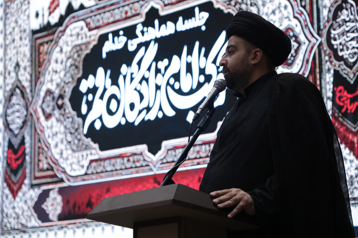 تصاویر/ جلسه توجیهی خادمین موکب امامزادگان قم مستقر در شهر مقدس سامرا