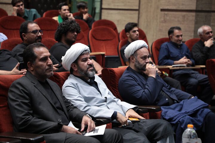تصاویر/ جلسه توجیهی خادمین موکب امامزادگان قم مستقر در شهر مقدس سامرا