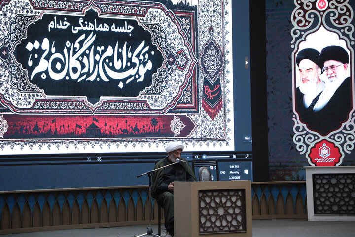 تصاویر/ جلسه توجیهی خادمین موکب امامزادگان قم مستقر در شهر مقدس سامرا
