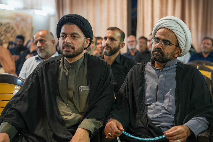آخرین نشست توجیهی خادمان حرم بانوی کرامت برای خدمت‌رسانی به زائران اربعین + تصاویر و فیلم