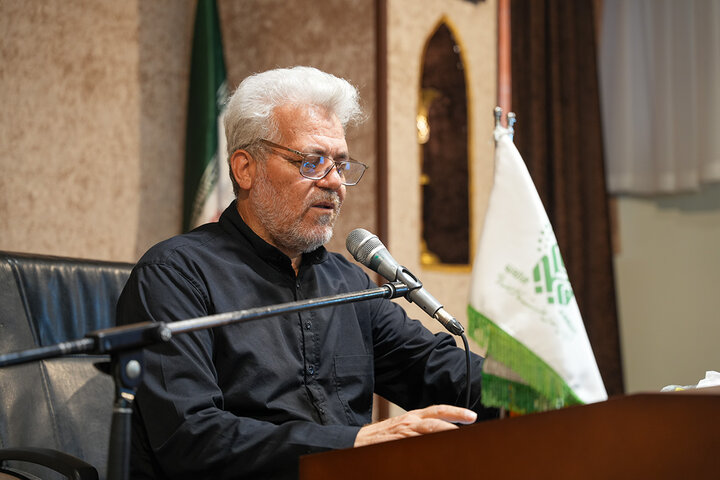 آخرین نشست توجیهی خادمان حرم بانوی کرامت برای خدمت‌رسانی به زائران اربعین + تصاویر و فیلم