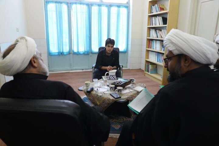 تصاویر/ آخرین روز از برگزاری متمرکز دور اول مرحله گزینش داوطلبان ورود به حوزه علمیه یزد