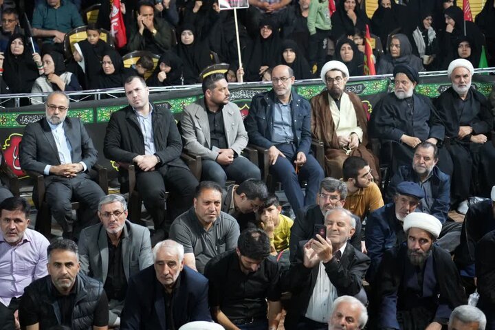 تصاویر/ سخنرانی امام جمعه اردبیل در تجمع شبانه مردمی