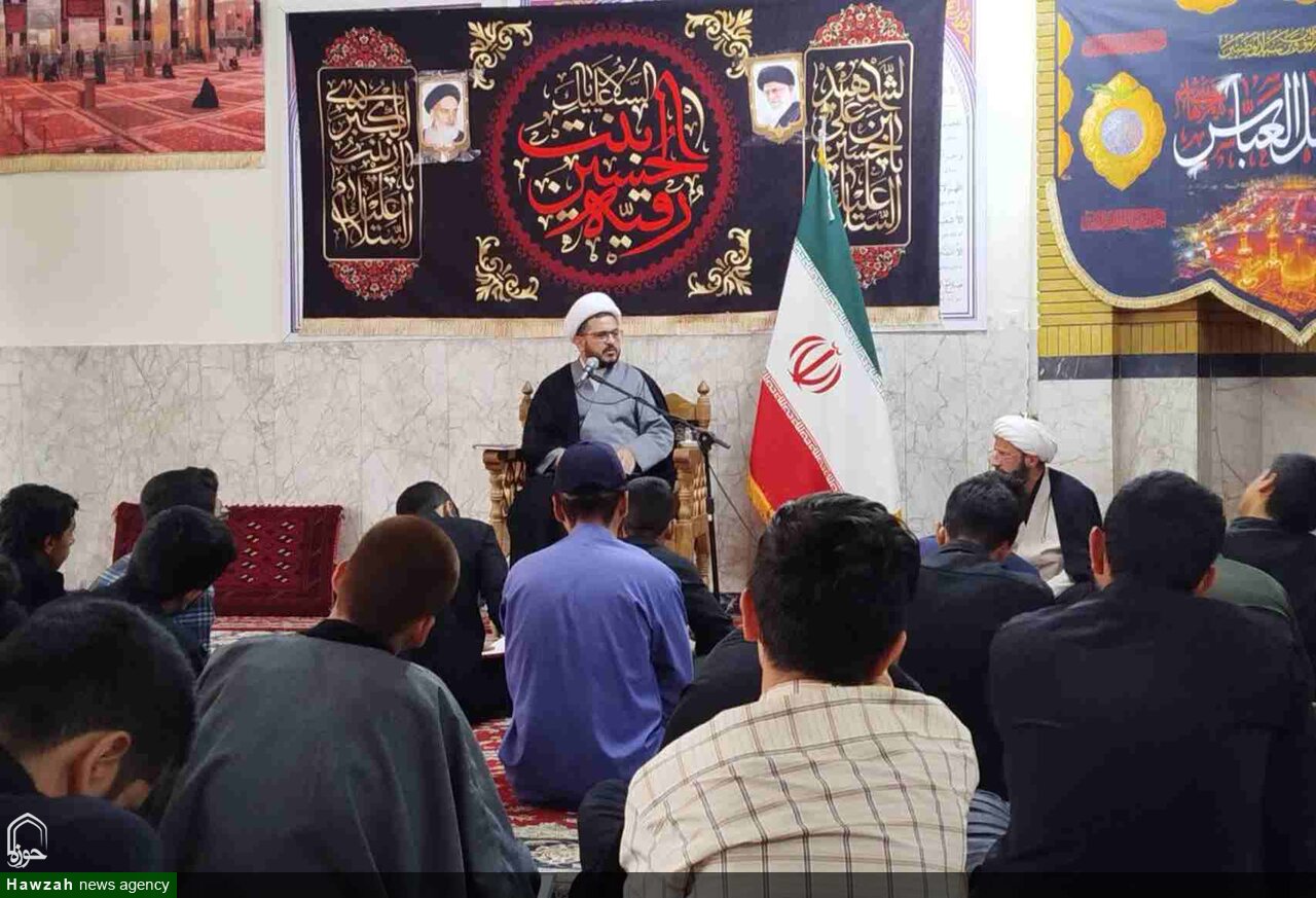 هم‌افزایی «عبادت»، «کار جمعی» و «مهارت»، از رموز بالندگی طلاب است