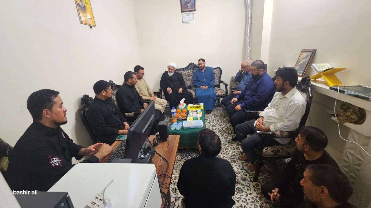 رہبرِ معظم آیت اللہ مجتبیٰ خامنہ ای عوام اور طلاب کی مشکلات پر ہمیشہ فکرمند رہتے ہیں، نمائندہ ولی فقیہ ہند