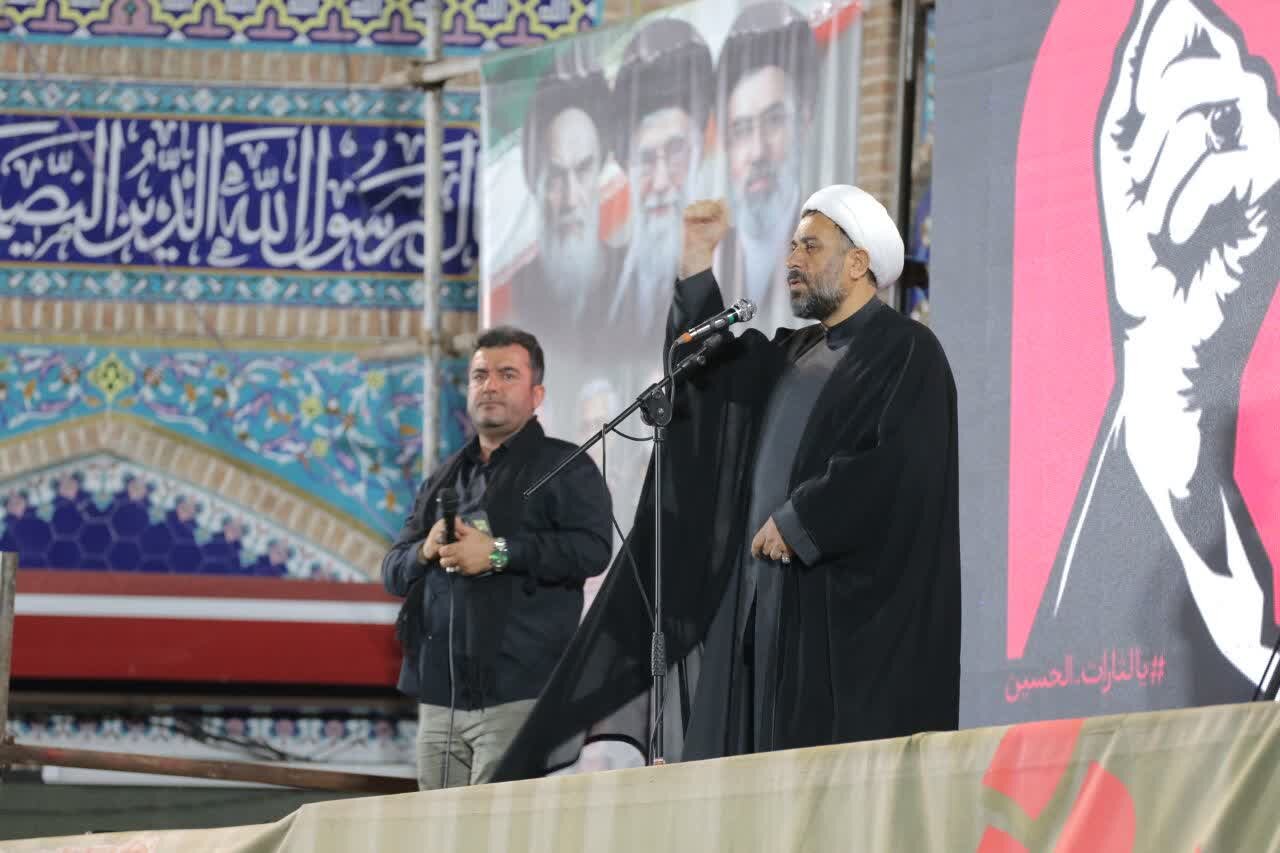 حضور گسترده در تجمعات شبانه، نتیجهٔ پیوند عمیق مردم با آرمان‌ های انقلاب اسلامی است