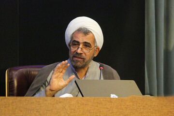 سلمان فارسی نماد حکمت ایرانی است