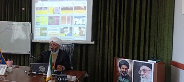 برگزاری نشست تربیت نوجوان با در مدرسه علمیه معصومیه تبریز